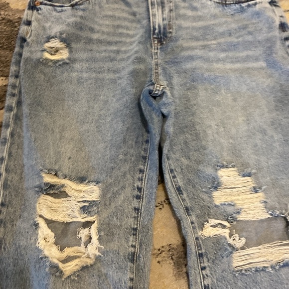 Aeropostale Boyfriend Flare Jeans 14 - Picture 2 of 3